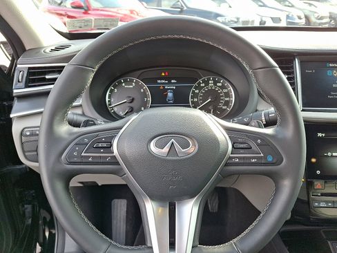 Certified 2025 INFINITI QX50 Luxe image 19