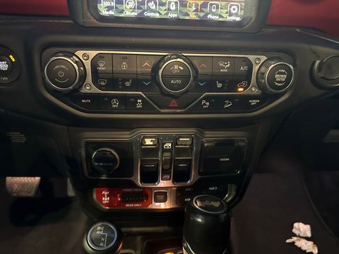 Used 2020 Jeep Wrangler Unlimited Rubicon image 23