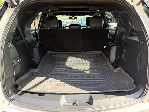 Used 2018 Ford Explorer Sport w/ Equipment Group 401A AWD/4WD image 18