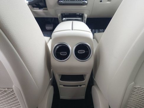 Certified 2026 Mercedes-Benz GLB 250 4MATIC image 25