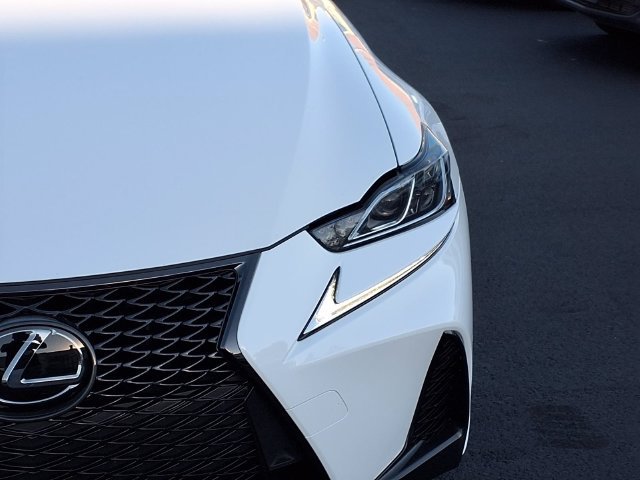 Used 2020 Lexus IS 350 F Sport w/ Blackline Edition AWD/4WD image 33