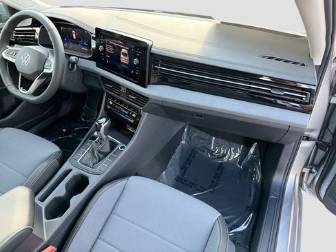 New 2026 Volkswagen Jetta SE image 12