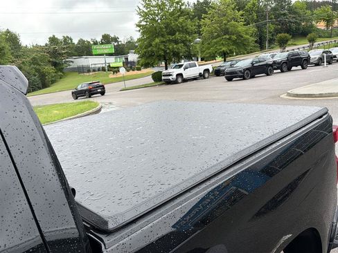 Used 2024 Chevrolet Silverado 1500 Custom RWD image 11