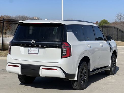 New 2026 Nissan Armada SV image 4