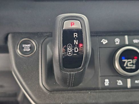 Used 2023 Land Rover Defender 110 S AWD/4WD image 30