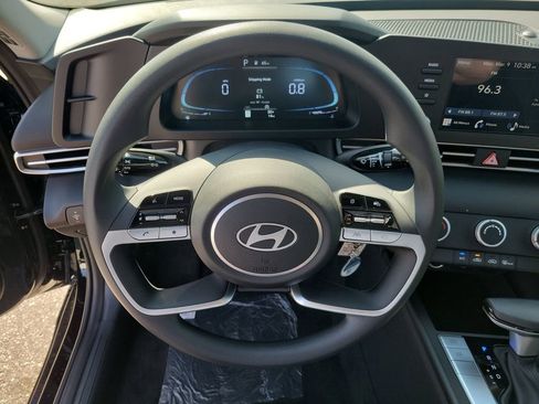 New 2026 Hyundai Elantra SE image 21