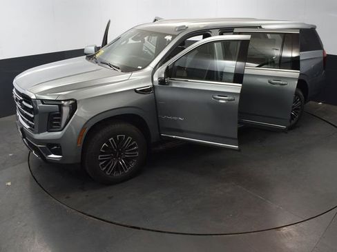 Used 2025 GMC Yukon XL Elevation image 67