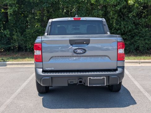 Used 2026 Ford Maverick XLT FWD image 4