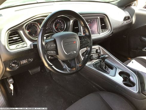 Used 2022 Dodge Challenger R/T Scat Pack RWD image 10