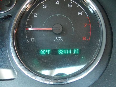 Used 2009 Chevrolet Cobalt LT w/ Preferred Equipment Group FWD image 16
