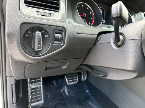 Used 2017 Volkswagen Golf Alltrack S AWD/4WD image 18