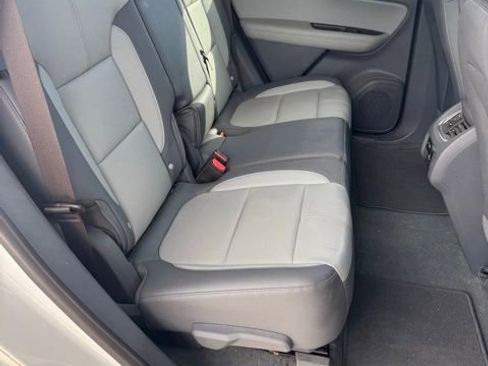 Used 2019 Chevrolet Blazer LT w/ Sound & Technology Package image 16