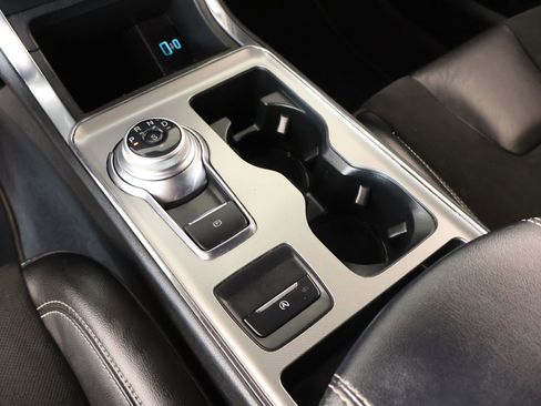 Used 2022 Ford Edge ST AWD/4WD image 8