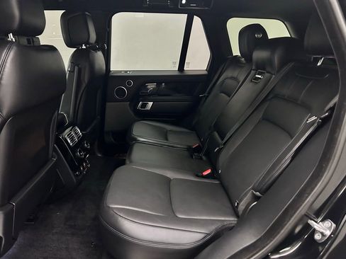 Used 2020 Land Rover Range Rover HSE image 14