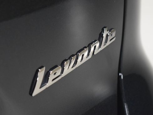 Certified 2022 Maserati Levante Modena image 11