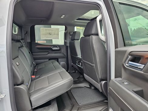 New 2024 GMC Sierra 1500 Denali image 14