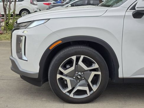 Used 2025 Hyundai Palisade SEL FWD image 15