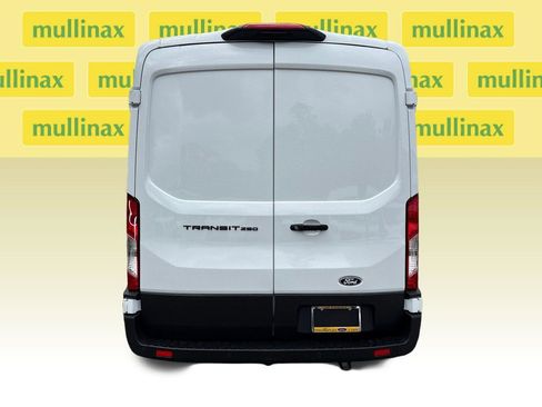 New 2026 Ford Transit 250 148 Medium Roof RWD image 8