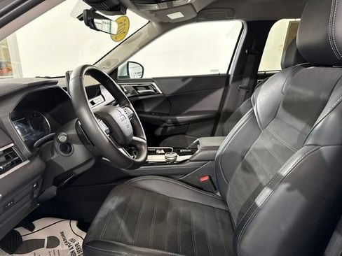 Used 2025 Mitsubishi Outlander SE AWD/4WD image 19