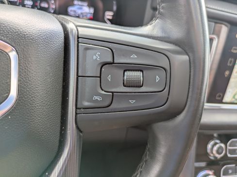Used 2023 GMC Yukon XL Denali Ultimate w/ LPO, Floor Liner Package AWD/4WD image 24