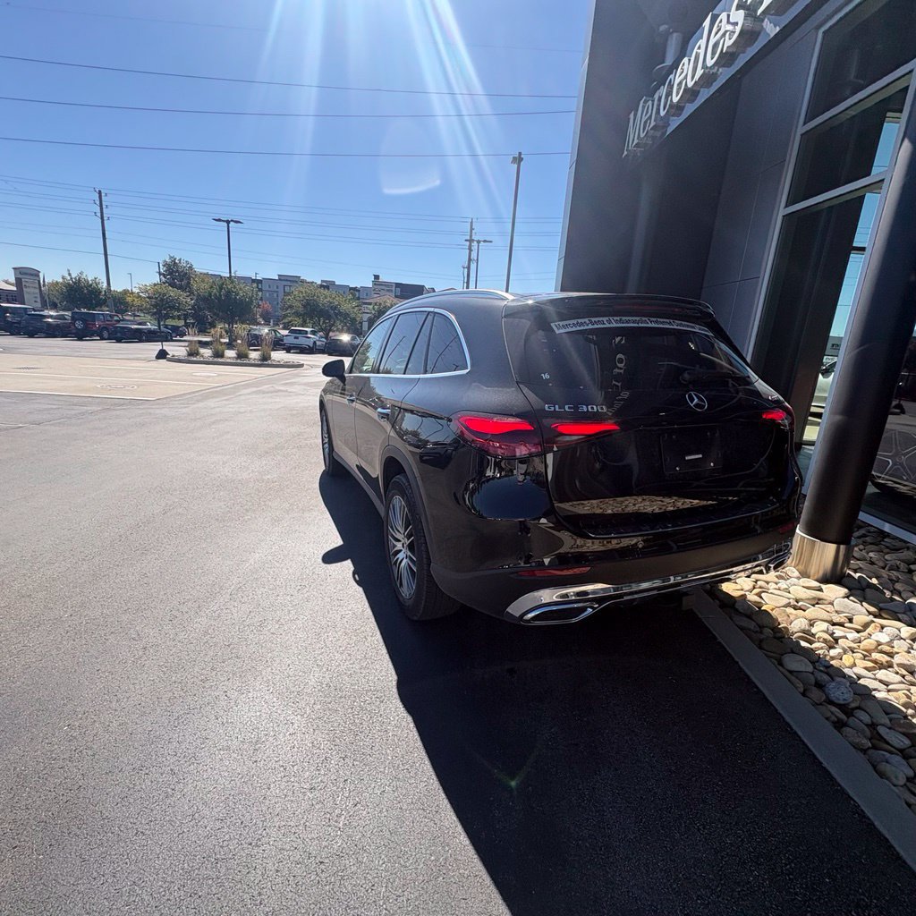 Certified 2026 Mercedes-Benz GLC 300 4MATIC image 8