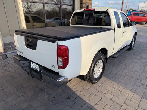 Used 2017 Nissan Frontier SV image 34
