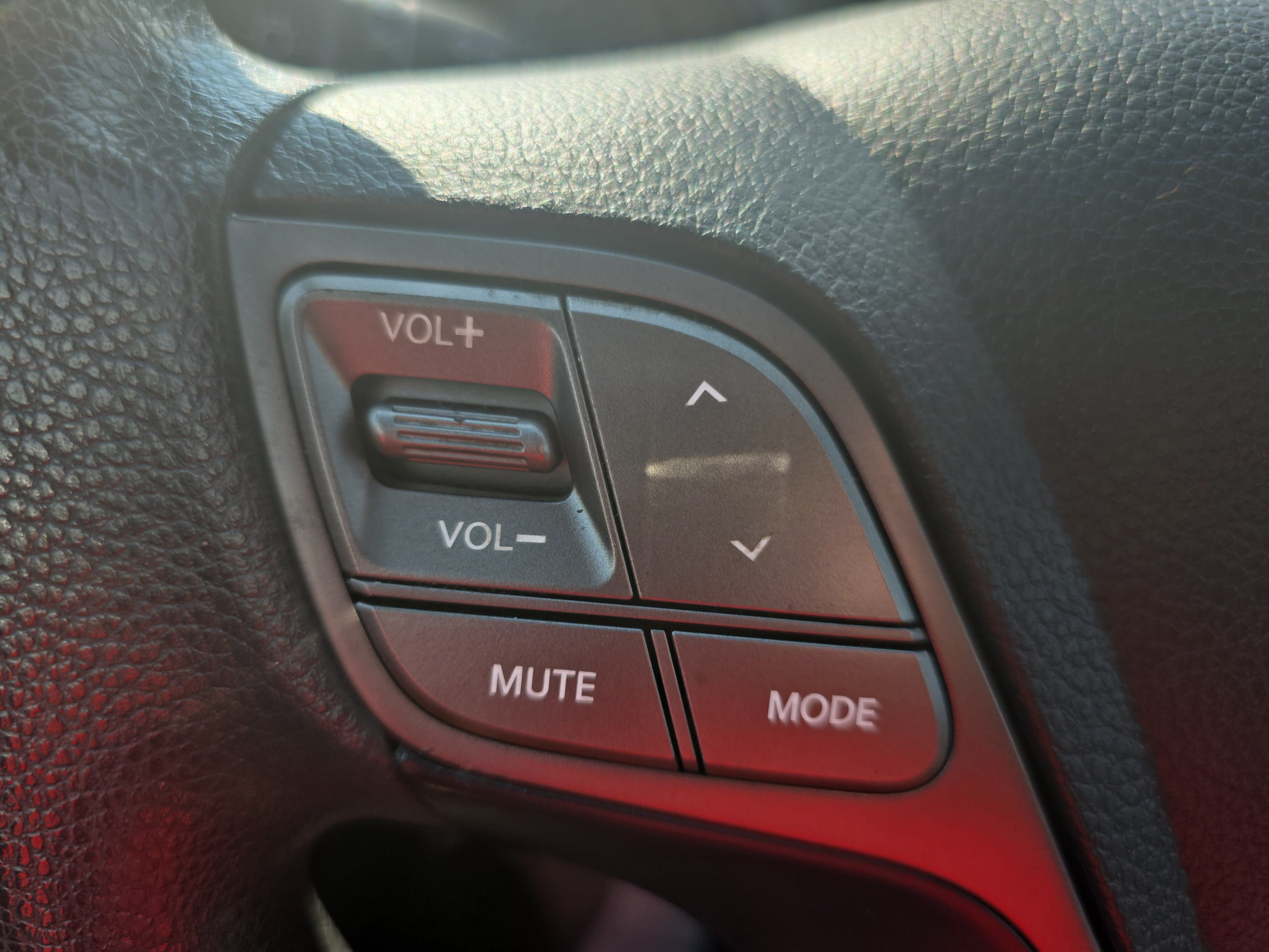 Used 2018 Hyundai Santa Fe Sport FWD image 16