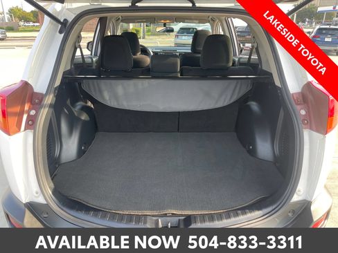 Used 2015 Toyota RAV4 LE FWD image 19