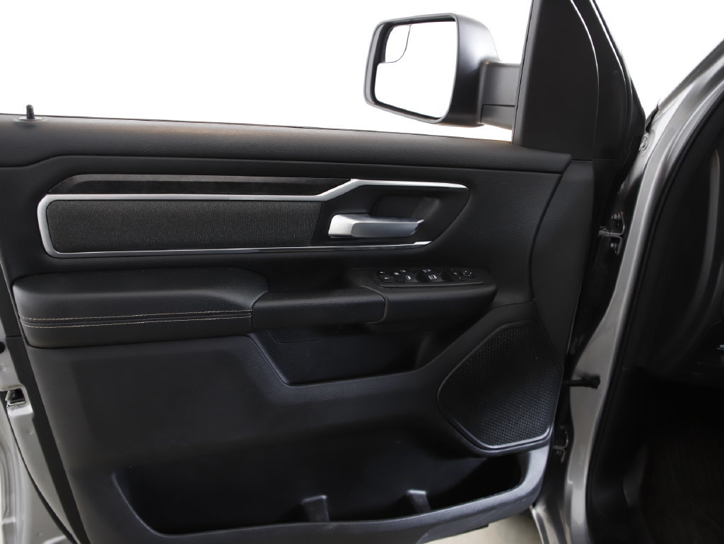 Used 2022 RAM 1500 Big Horn AWD/4WD image 14