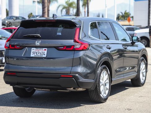 Certified 2025 Honda CR-V EX image 9