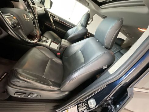 Used 2017 Lexus GX 460 Premium w/ Premium Package AWD/4WD image 11
