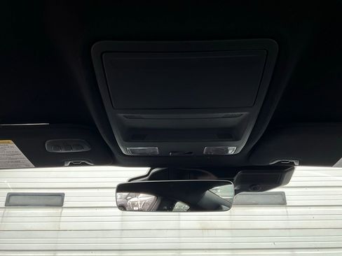 Used 2025 Ford Mustang GT Premium image 16