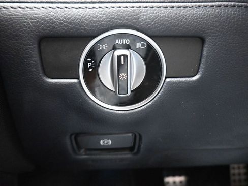 Used 2018 Mercedes-Benz SL 450 image 29