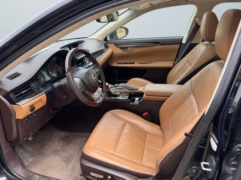 Used 2017 Lexus ES 350 image 10