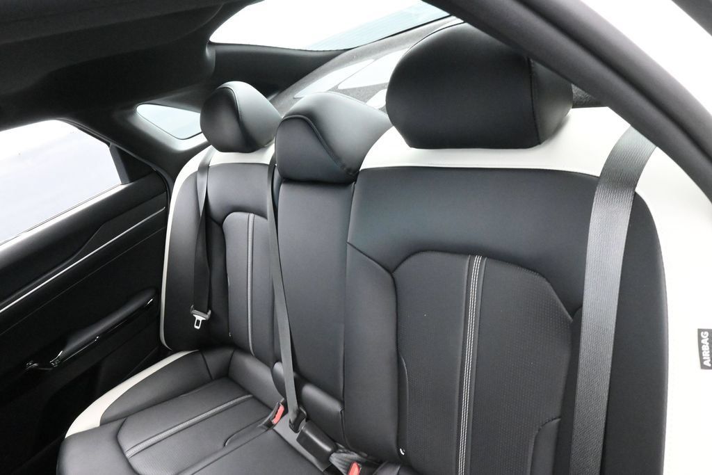 Used 2026 Kia K5 GT-Line w/ GT-Line Premium Package FWD image 38