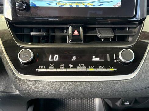 Certified 2025 Toyota Corolla LE FWD image 29