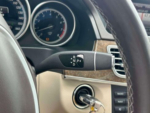 Used 2014 Mercedes-Benz E 350 4MATIC Sedan image 25