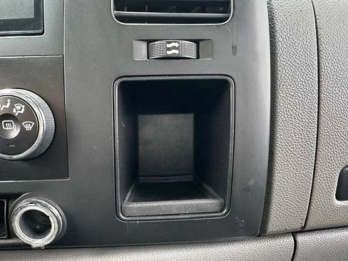 Used 2013 GMC Sierra 1500 2WD Regular Cab image 34