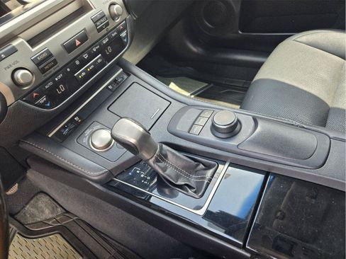 Used 2017 Lexus ES 350 w/ Premium Package FWD image 17