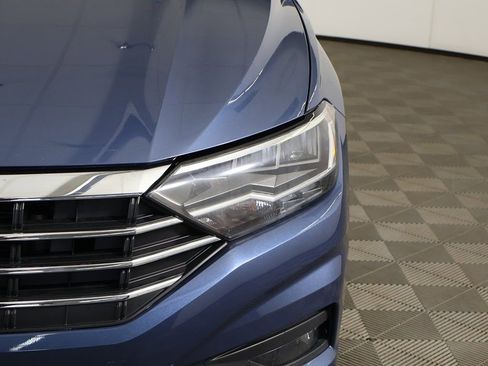 Used 2021 Volkswagen Jetta SEL Premium FWD image 17