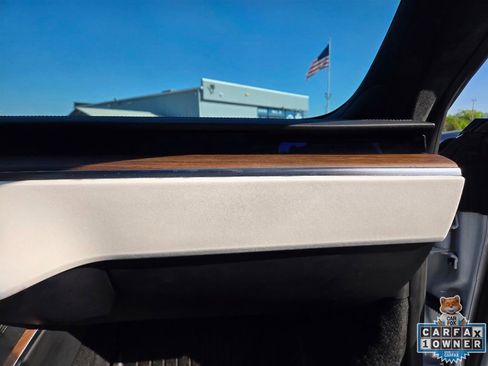 Used 2023 Tesla Model S Standard Range image 49