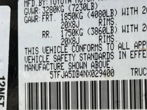 Used 2022 Toyota Tundra Limited AWD/4WD image 33