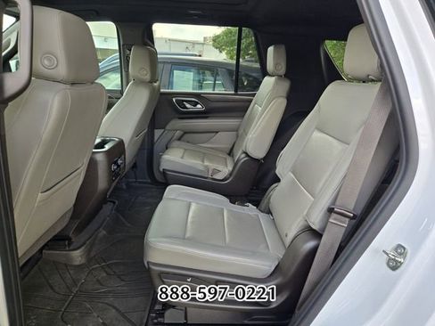 Used 2021 Chevrolet Tahoe LT w/ LT Signature Package AWD/4WD image 9