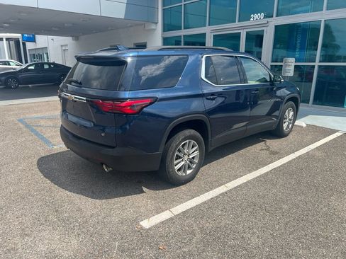 Used 2023 Chevrolet Traverse LT FWD image 5