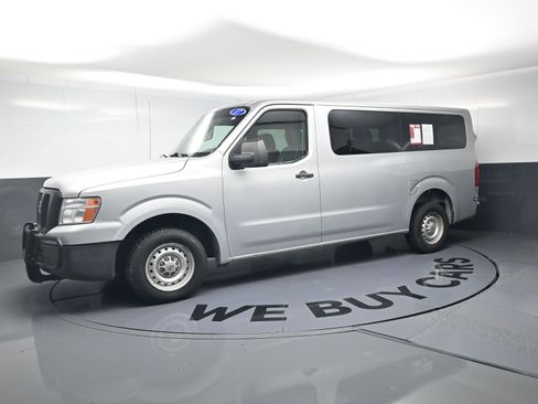 Used 2017 Nissan NV 3500 S w/ Power Package image 6