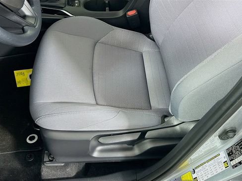 Used 2024 Toyota Corolla Cross AWD Hybrid image 20