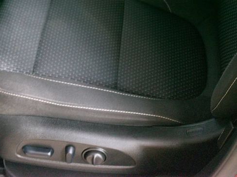 Used 2023 GMC Acadia SLE w/ Driver Convenience Package FWD image 14