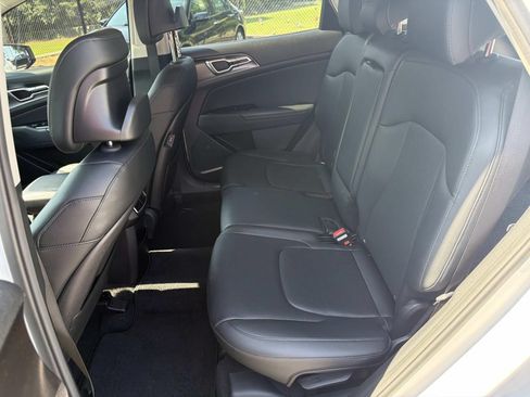 Used 2023 Kia Sportage EX FWD image 20