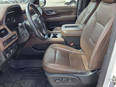 Used 2024 Chevrolet Tahoe High Country AWD/4WD image 10