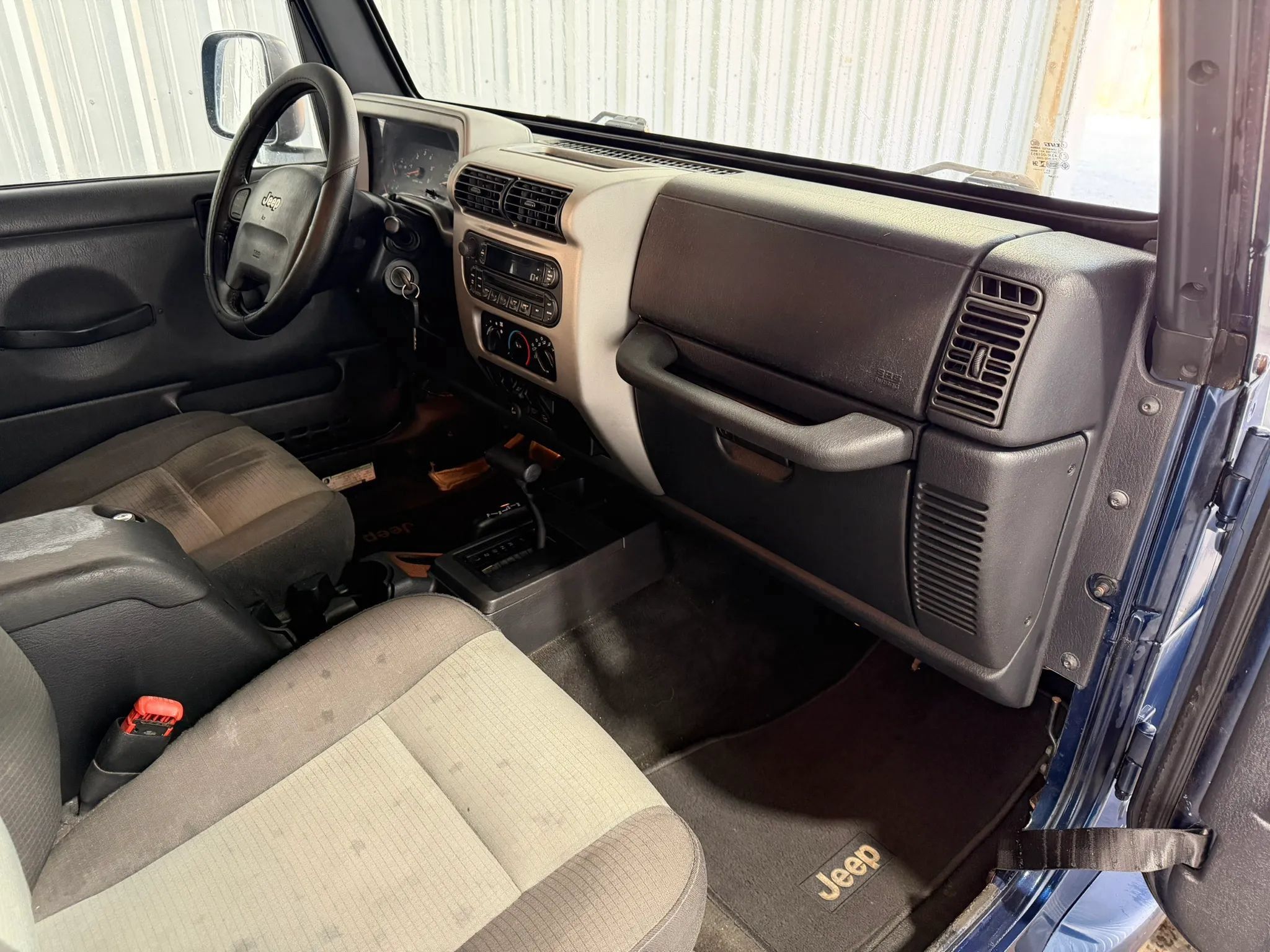 Used 2005 Jeep Wrangler Unlimited AWD/4WD image 22